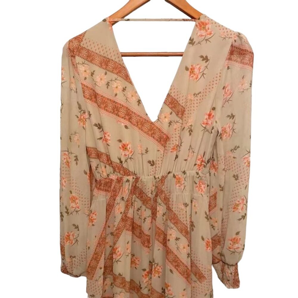 NWT ASTR The Label Sand Maxi Dress Sand Floral - Picture 4 of 4